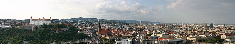 800px-panorama-bratislava.jpg