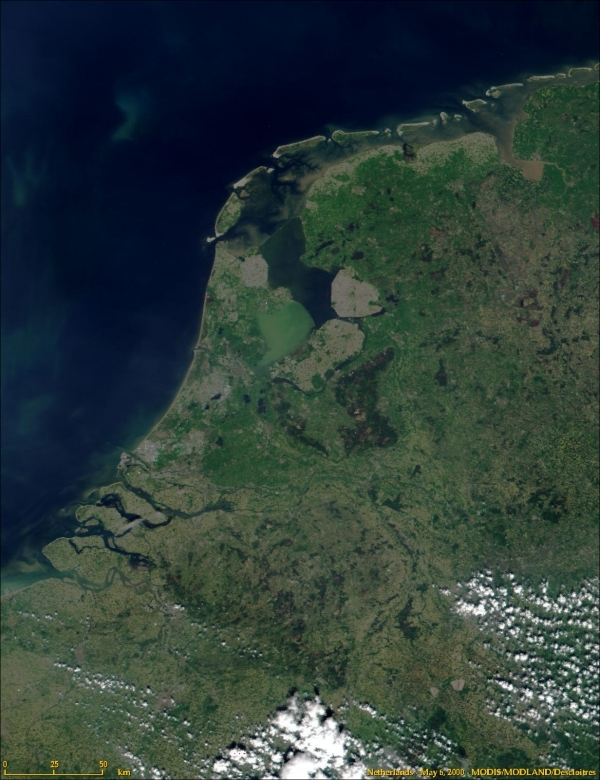 Satellite-image-of-the-netherlands-in-may-2000.jpg