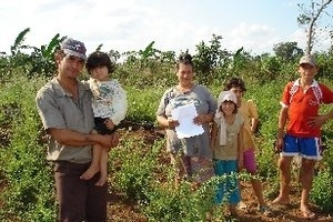 300px-Paraguay family.JPG.jpeg