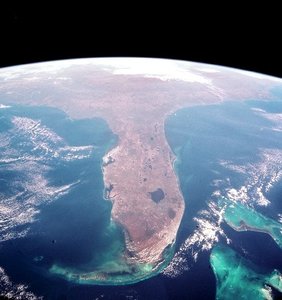 300px-Florida reef tract from space.jpg