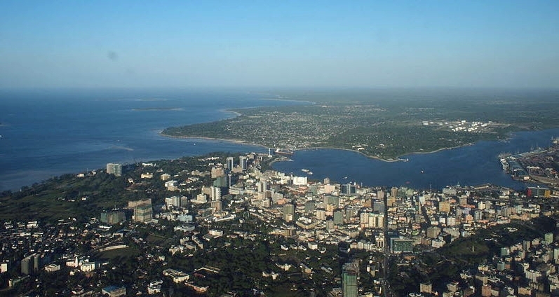 800px-dar-es-salaam-aerial.jpg