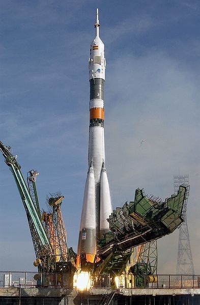 393px-soyuz-tma-3-launch.jpg