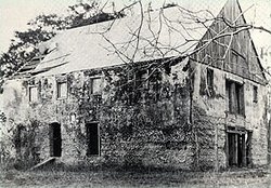 250px-Sapelo Island barn.jpg