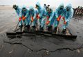 Oil-spill-clean-up-2.jpg