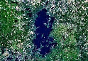 Lake-vodlozero-nasataigalandscape.jpg