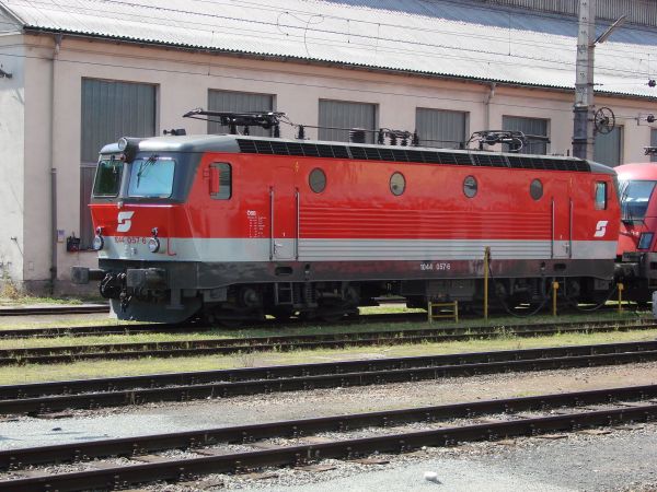 at-oebb-br1044-graz-080707-full.jpg